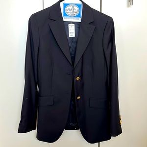 Classic Brooks Brothers Women’s Size 4 Navy Blazer with gold buttons